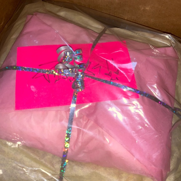 Surprise Bundle Women’s Clothing - Picture 1 of 1